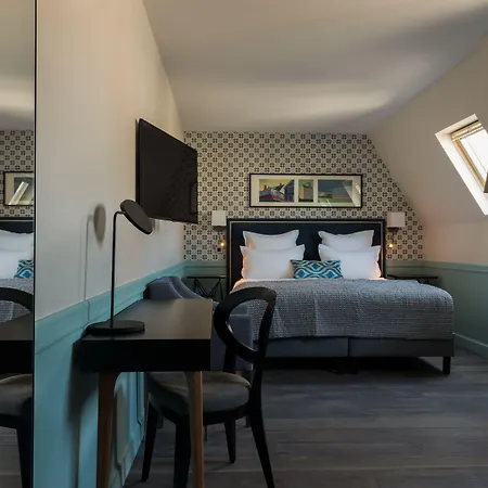 Adele & Jules 4* Paris
